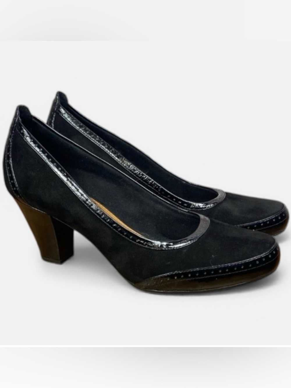 Clarks Black Suede Leather Round Toe Pump Heels Comfort Shoe Sz 9